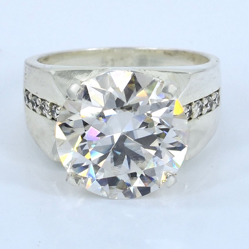 Rare 10Ct Lab Created Brilliant Cut White Diamond Men's Ring, Great Shine & Luster. Heavy Ring