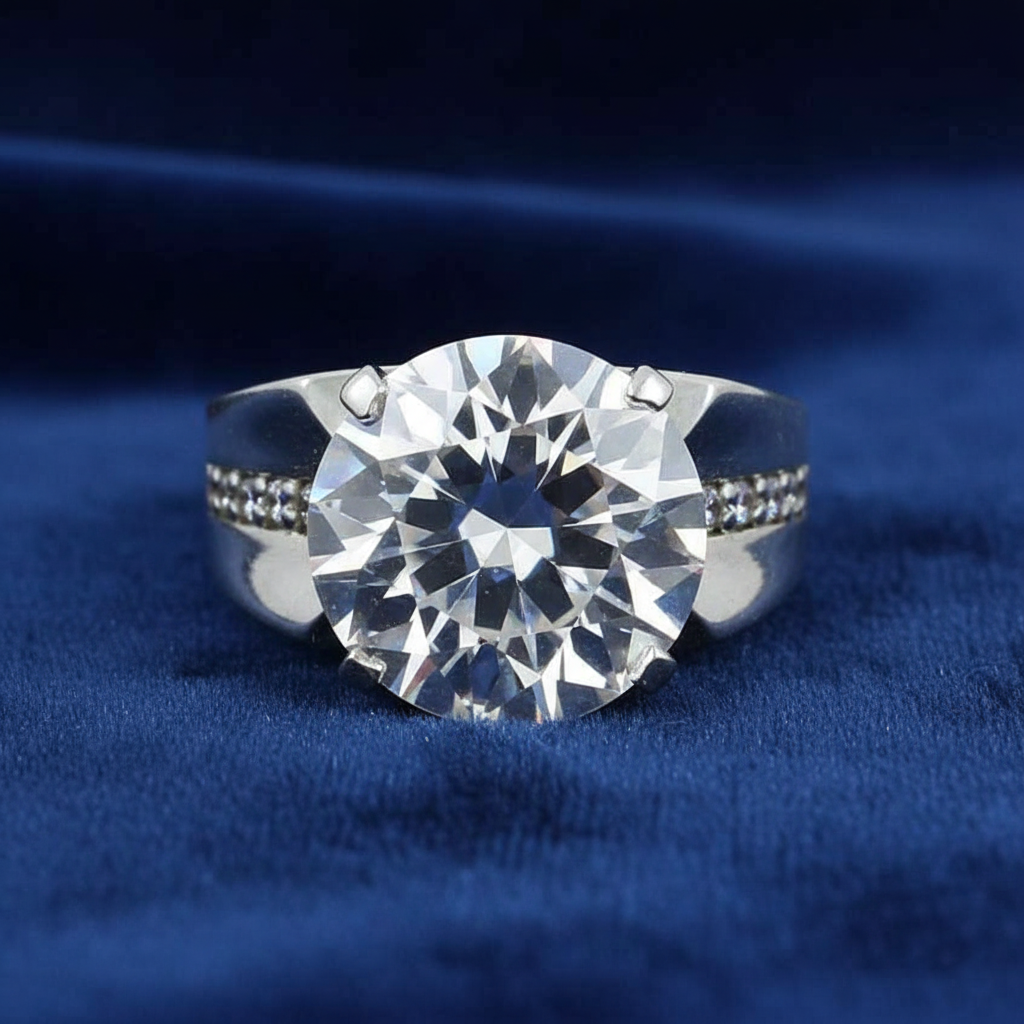 Rare 10Ct Lab Created Brilliant Cut White Diamond Men's Ring, Great Shine & Luster. Heavy Ring - Image 4